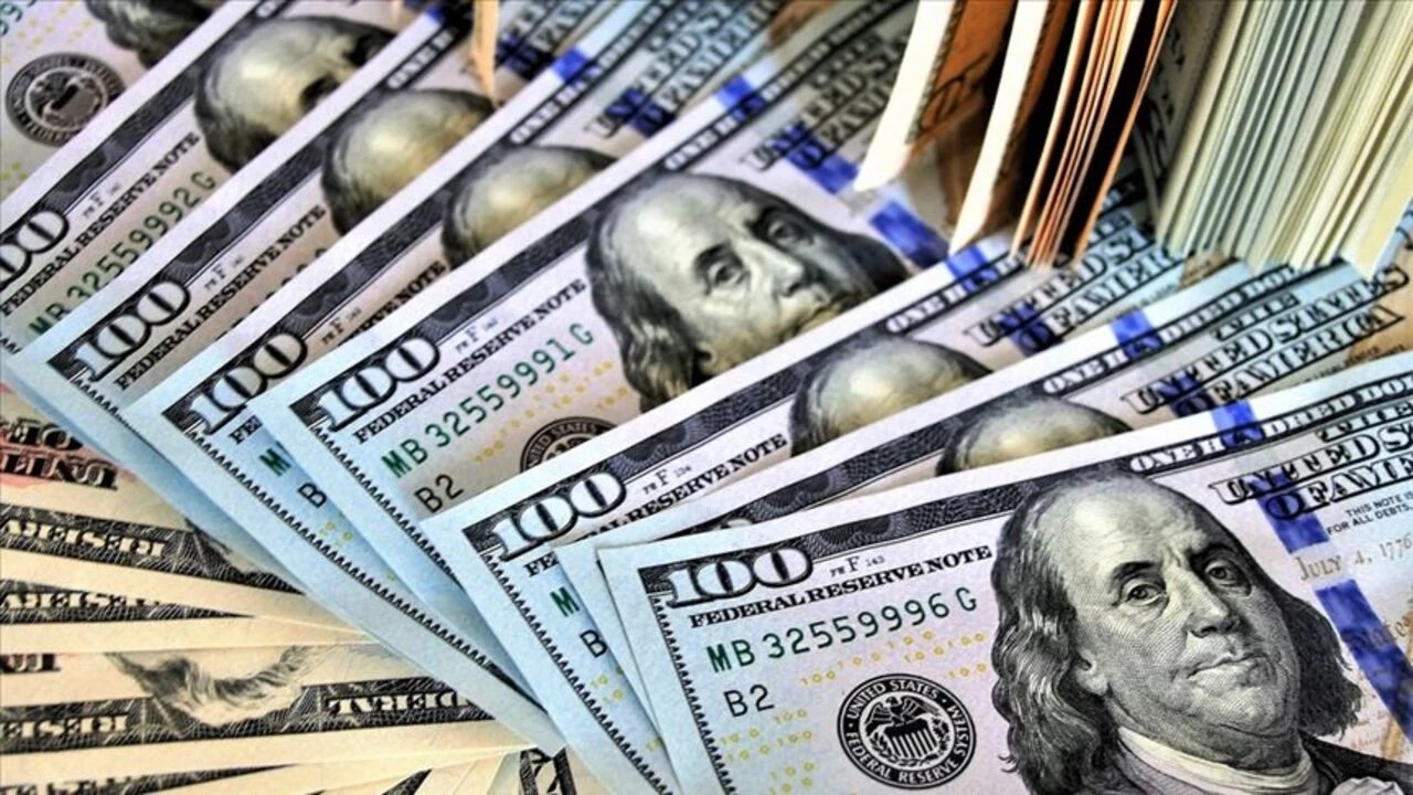 Döviz Kurları Düştü: Dolar 34 TL'nin Altına İndi